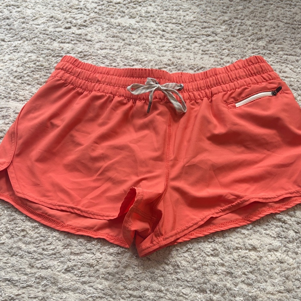 Vuori Women's Clementine Athletic Shorts Medium